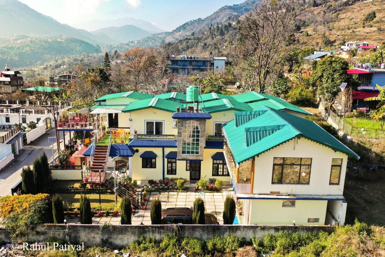 The Walnut Creek Hotel Bhimtal Bagian luar foto