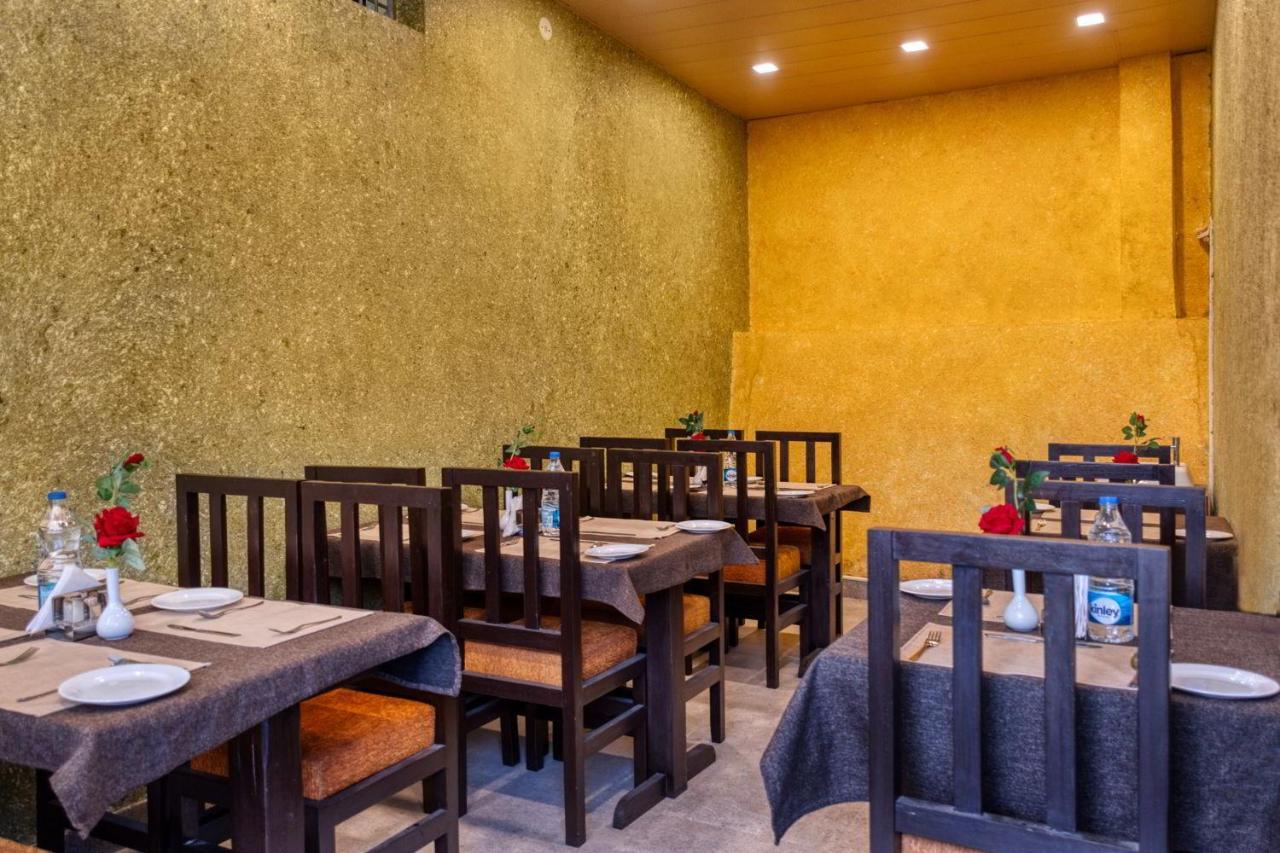The Walnut Creek Hotel Bhimtal Bagian luar foto