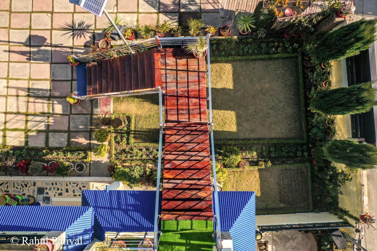 The Walnut Creek Hotel Bhimtal Bagian luar foto