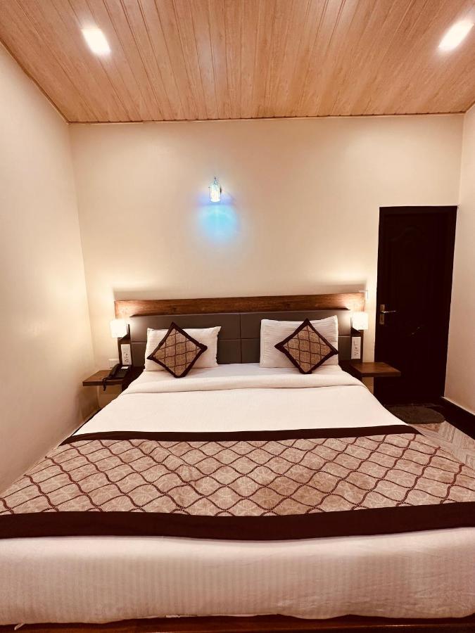 The Walnut Creek Hotel Bhimtal Bagian luar foto