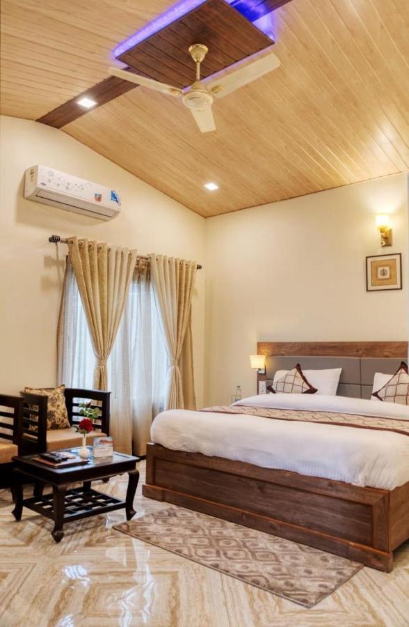 The Walnut Creek Hotel Bhimtal Bagian luar foto